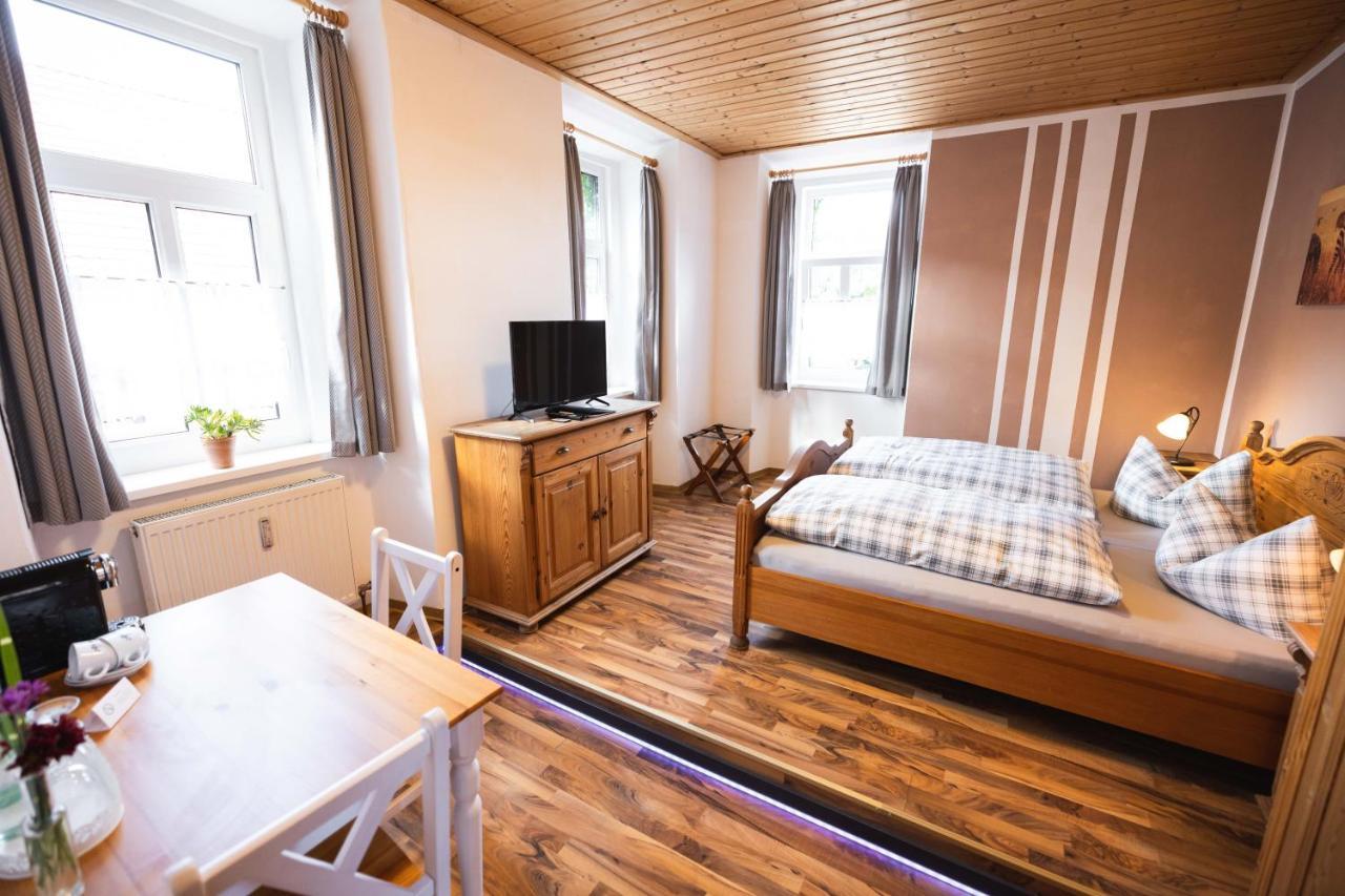 Pension Friedrichshof Бад-Клостерлаусніц Екстер'єр фото