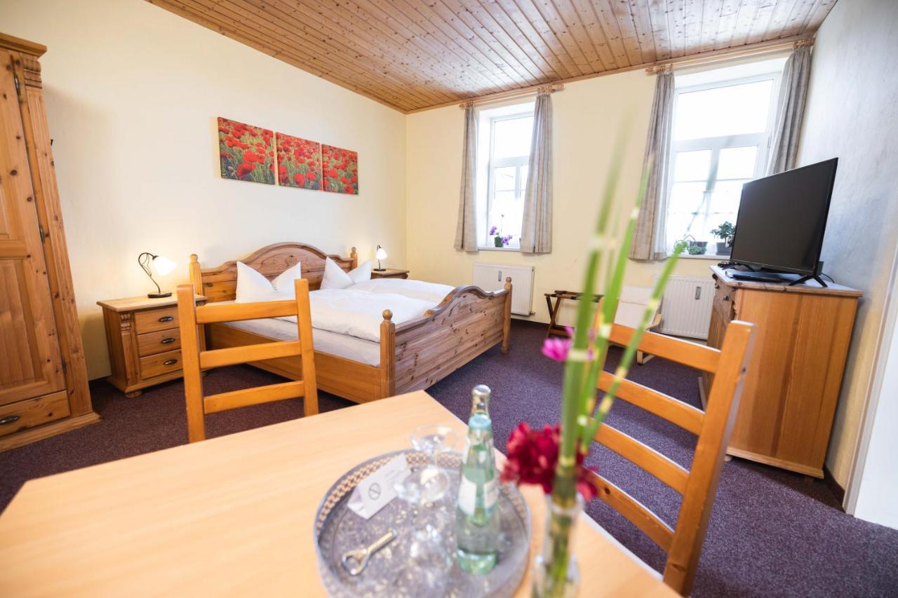 Pension Friedrichshof Бад-Клостерлаусніц Екстер'єр фото